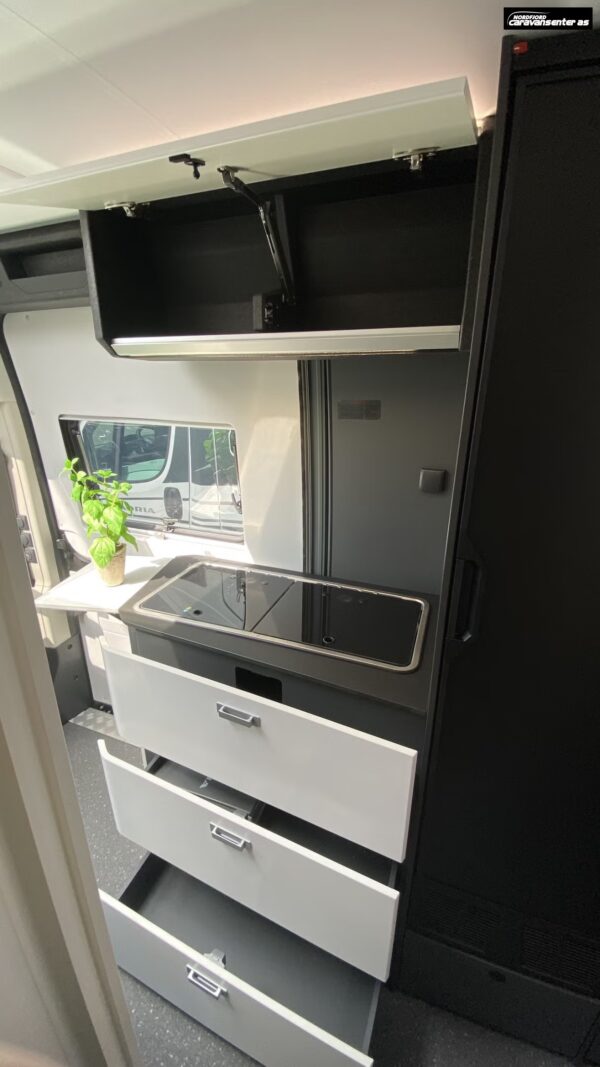 Adria TWIN SUPREME- City Campervan! - Bilde 18