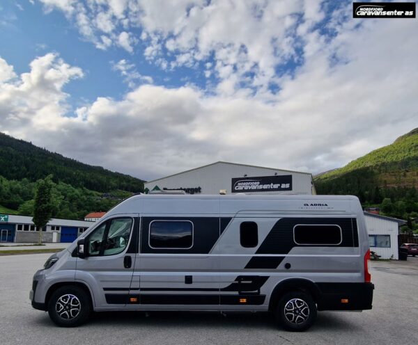 Adria TWIN SUPREME- City Campervan! - Bilde 7